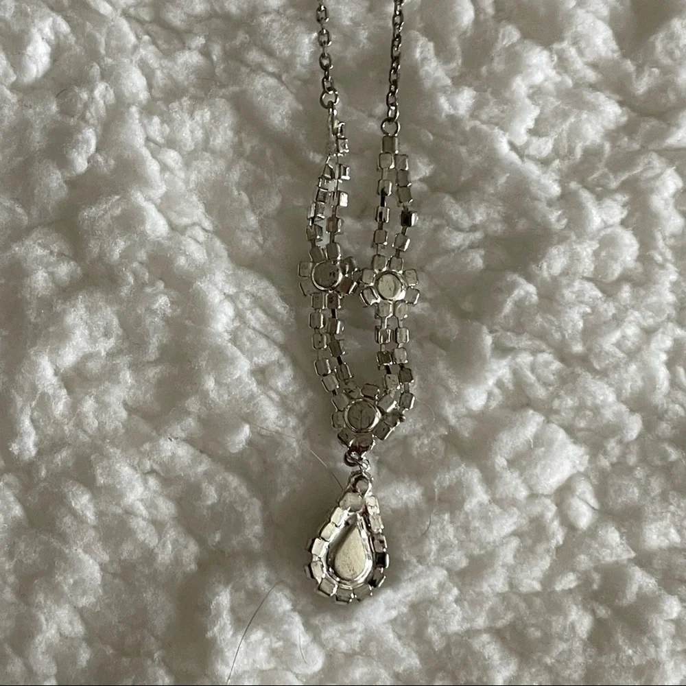 ✅host Pick✅ Vieste Crystal Collection Necklace, New in Box with Tag